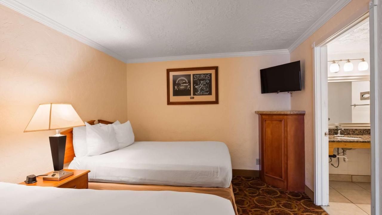 Sturgis Lodge And Suites Εξωτερικό φωτογραφία