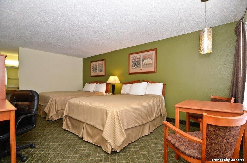 Sturgis Lodge And Suites Δωμάτιο φωτογραφία